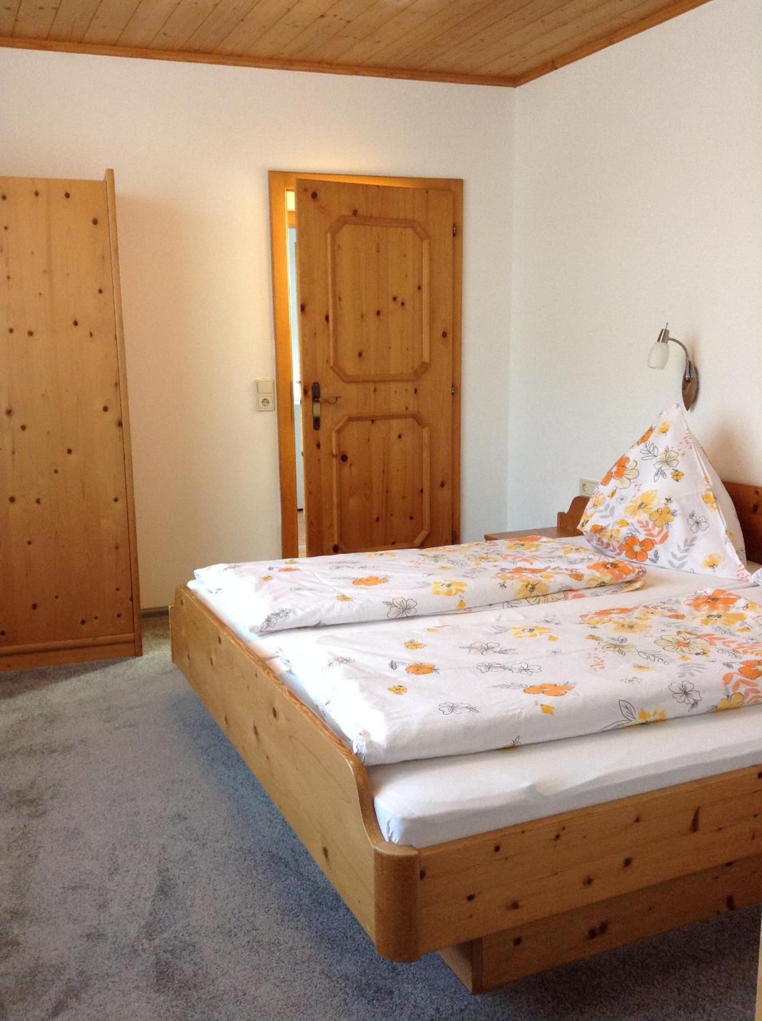 Gadenstaetter In Der Zell am See